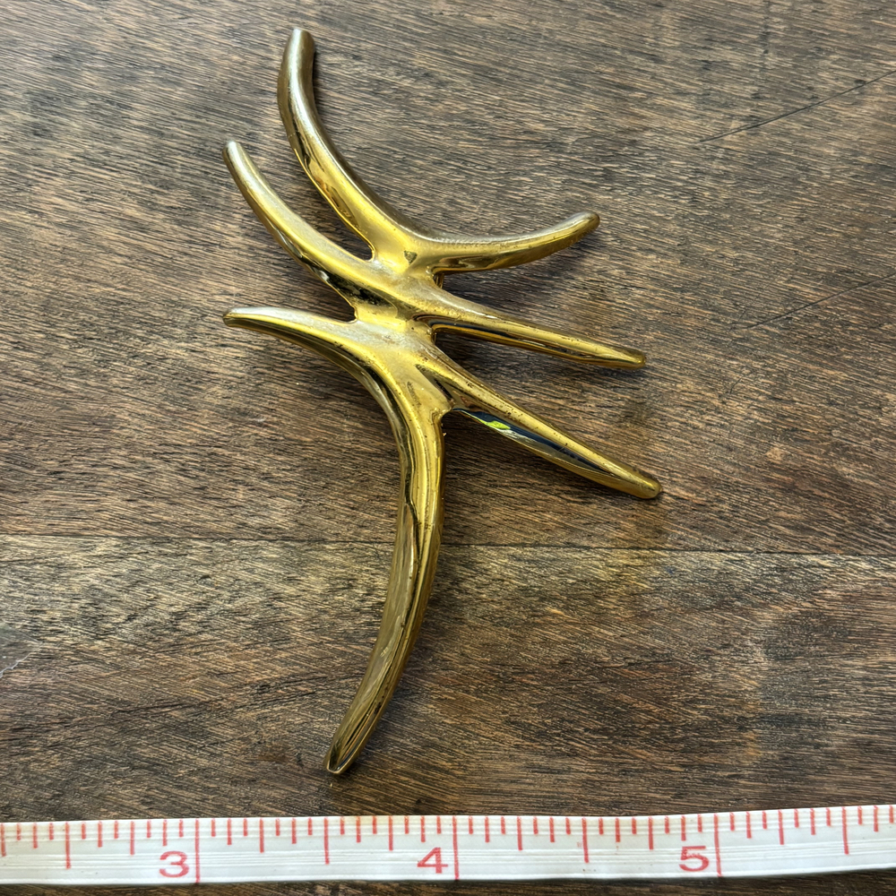 Abstract Elongated Starburst Brooch Gold Tone